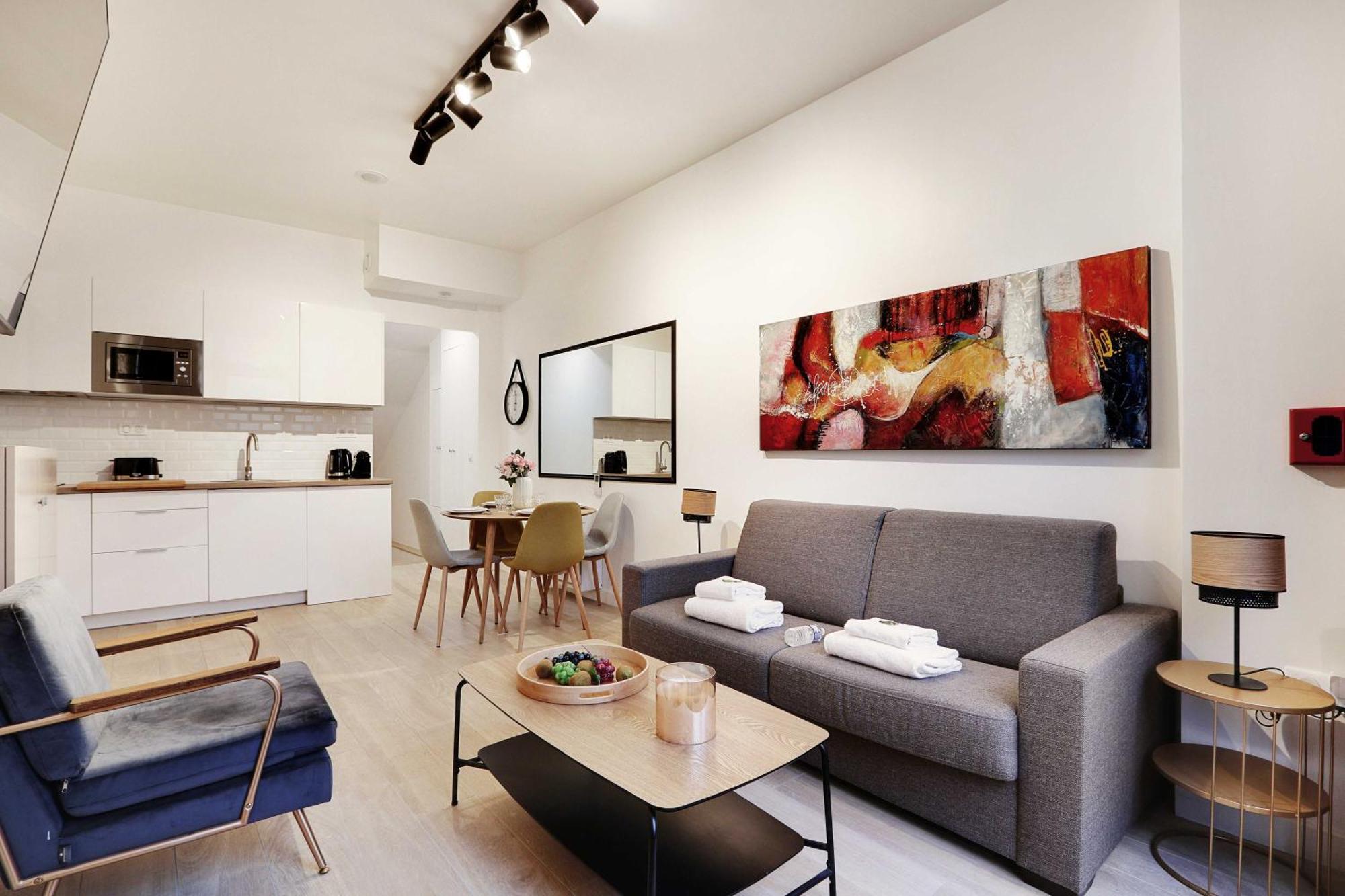 פריז Intimate Apartment With Air Conditioner & Jacuzzi 2Br 6P Montmartre מראה חיצוני תמונה