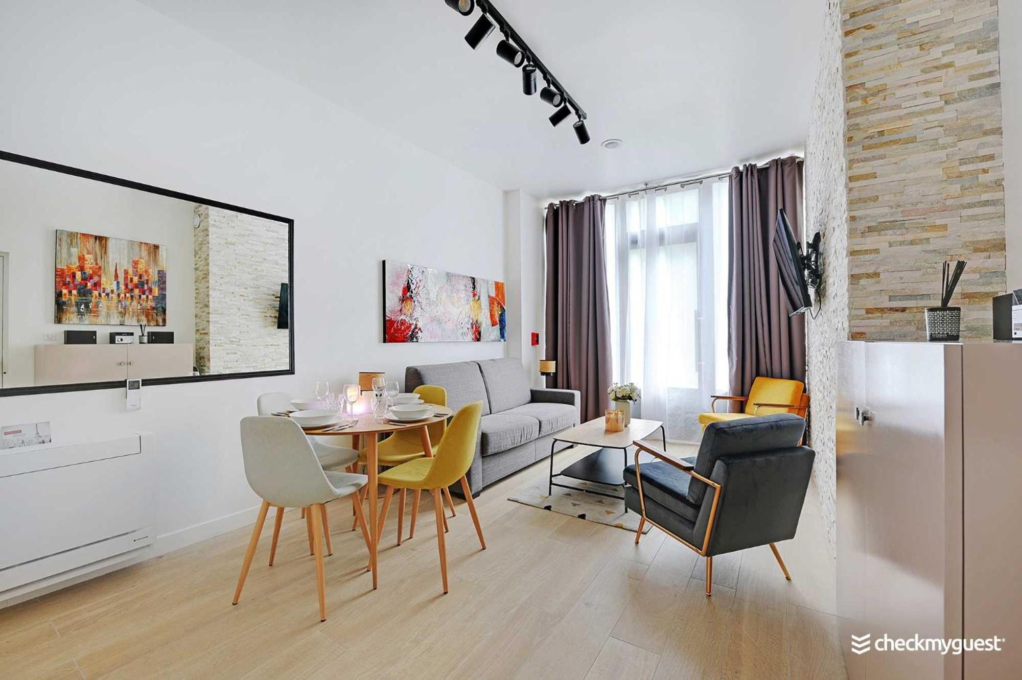 פריז Intimate Apartment With Air Conditioner & Jacuzzi 2Br 6P Montmartre מראה חיצוני תמונה